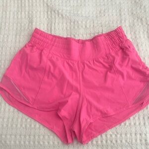 High- Waisted Lulu Lemon Hotty Hot Shorts